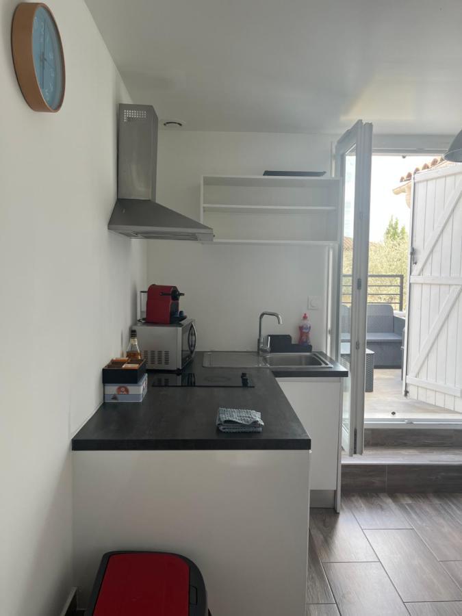 Appartement 4 Personnes, Aeroport Marseille Marignane Buitenkant foto